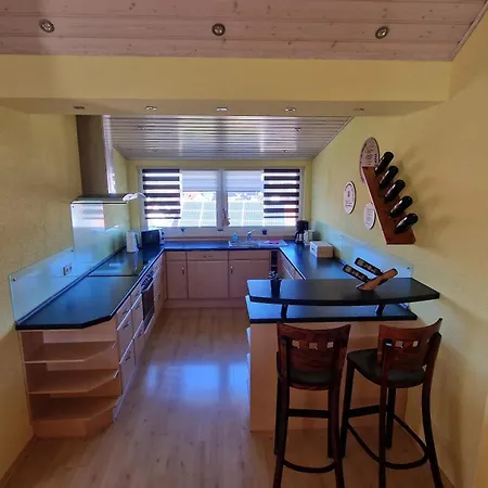 Wiesental Ii, Wiesentalstrasse 1, 89331 Apartment